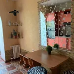 159 проспект добровольского большая 3-х комнатная в одессе Apartman Odessza